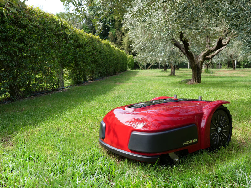 L350i Elite Series Robotic Lawn Mower (14.2" Cut, Premium Performance)