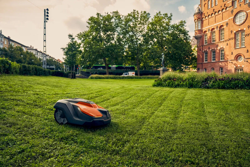 Husqvarna Automower® 550H Robotic Lawn Mower (1.25 Acre, Commercial Fleet System, High-Cut 3.6")
